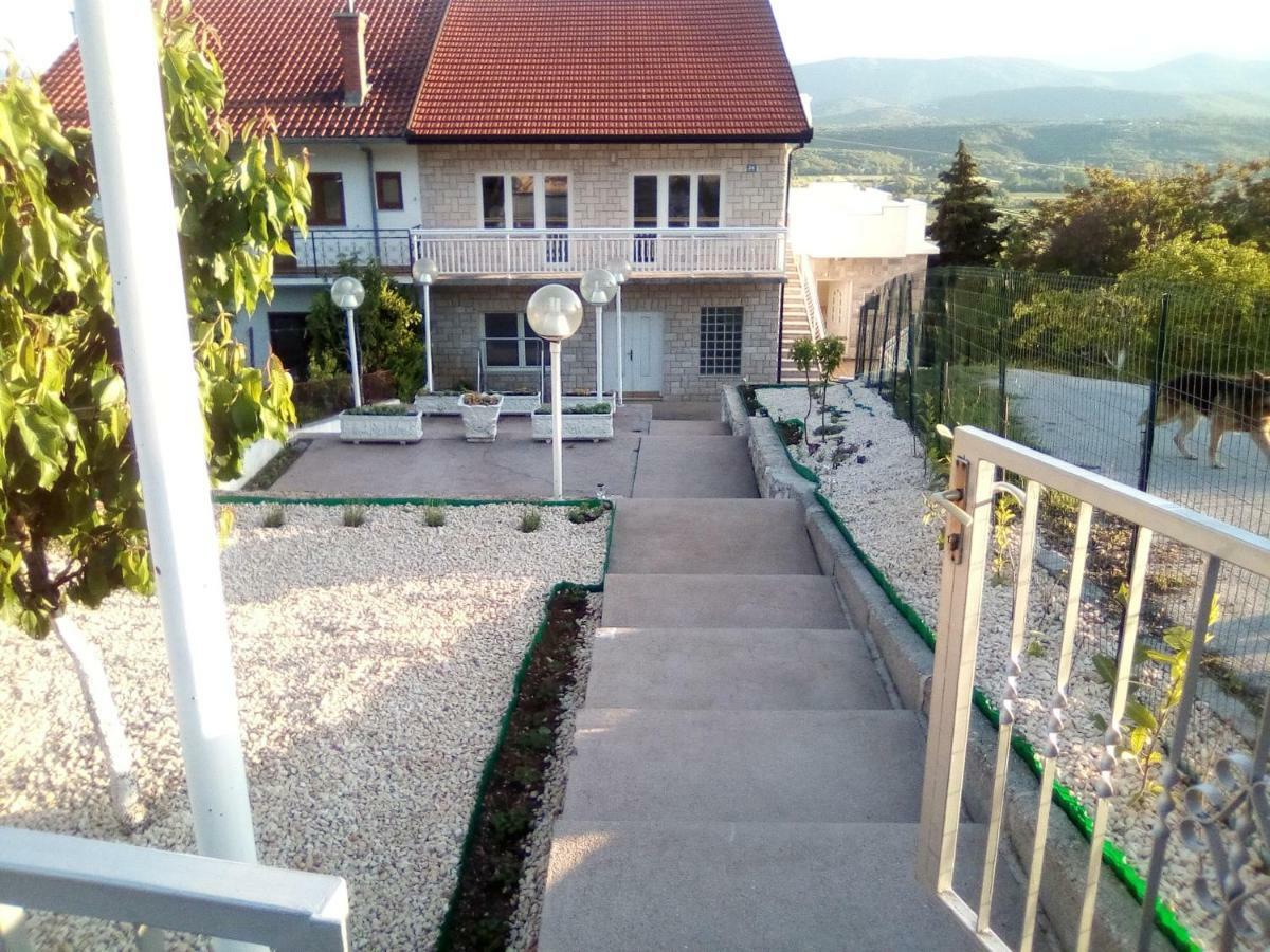 Studio Apartman Matkovic Imotski Exterior foto